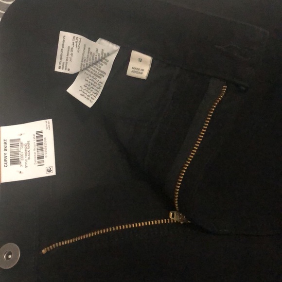 Style & Co Women's Basic Denim Curvy Skirt - Picture 8 of 9